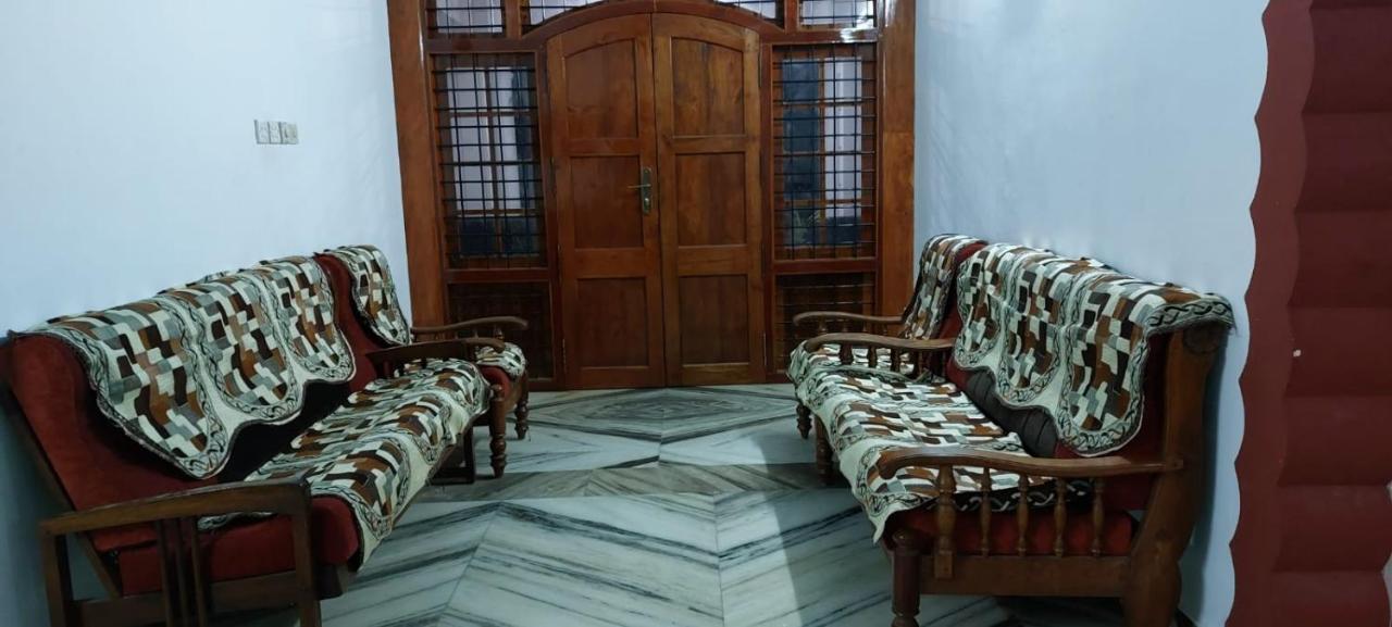 Jinan Palace Guest House Jinan Palace Guest House Nedumbassery Luaran gambar